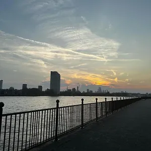 Guest house Riverside En Double E14, London